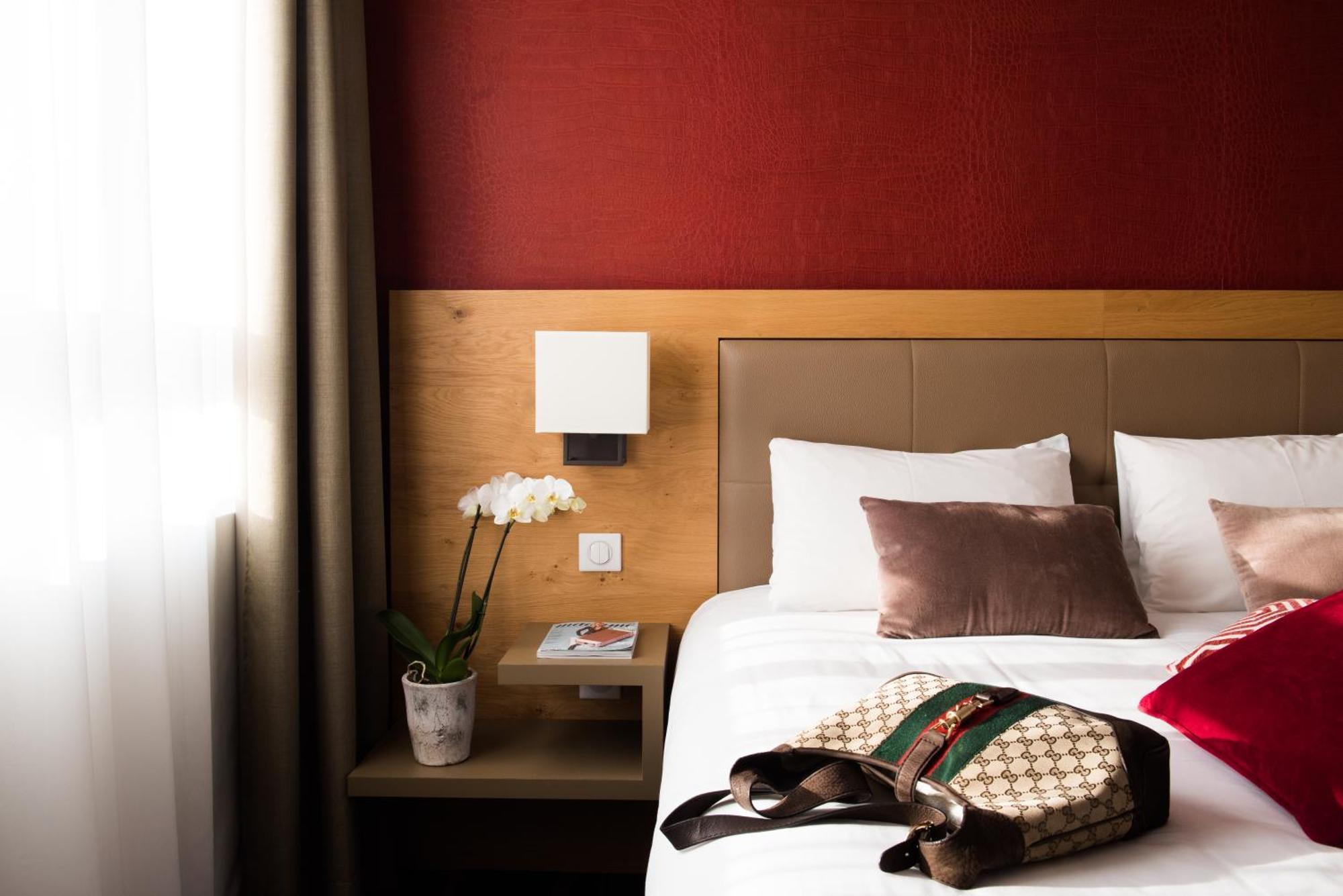 Le Brit Zenith Hotel